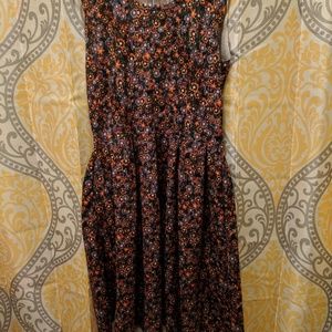 Floral print LLR Amelia with sleeves removed. XL